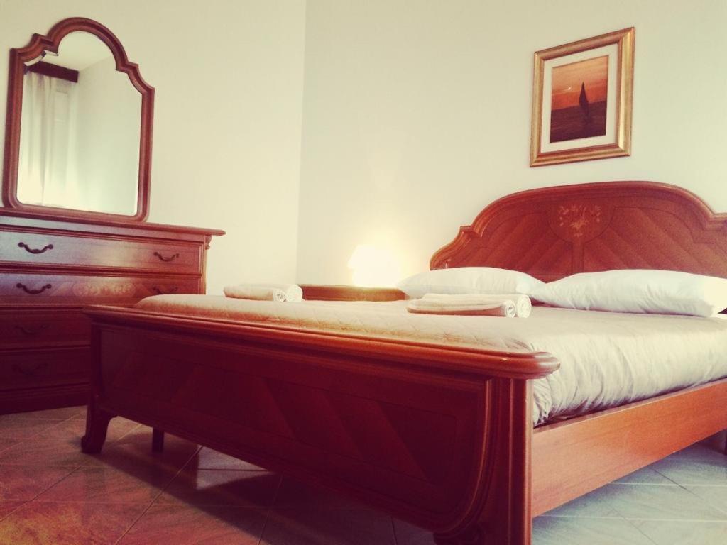 A Due Passi Hotel La Maddalena  Exterior photo